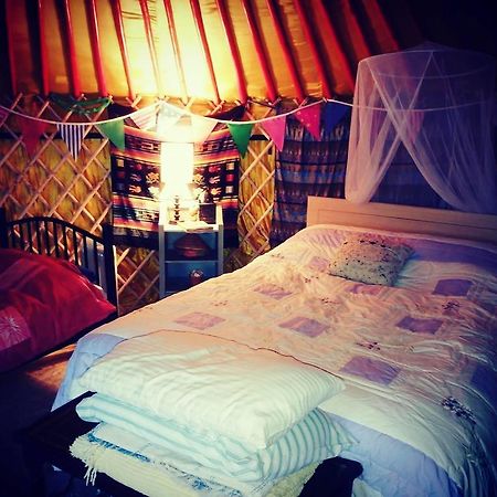 Отель Galway Glamping Туам Экстерьер фото