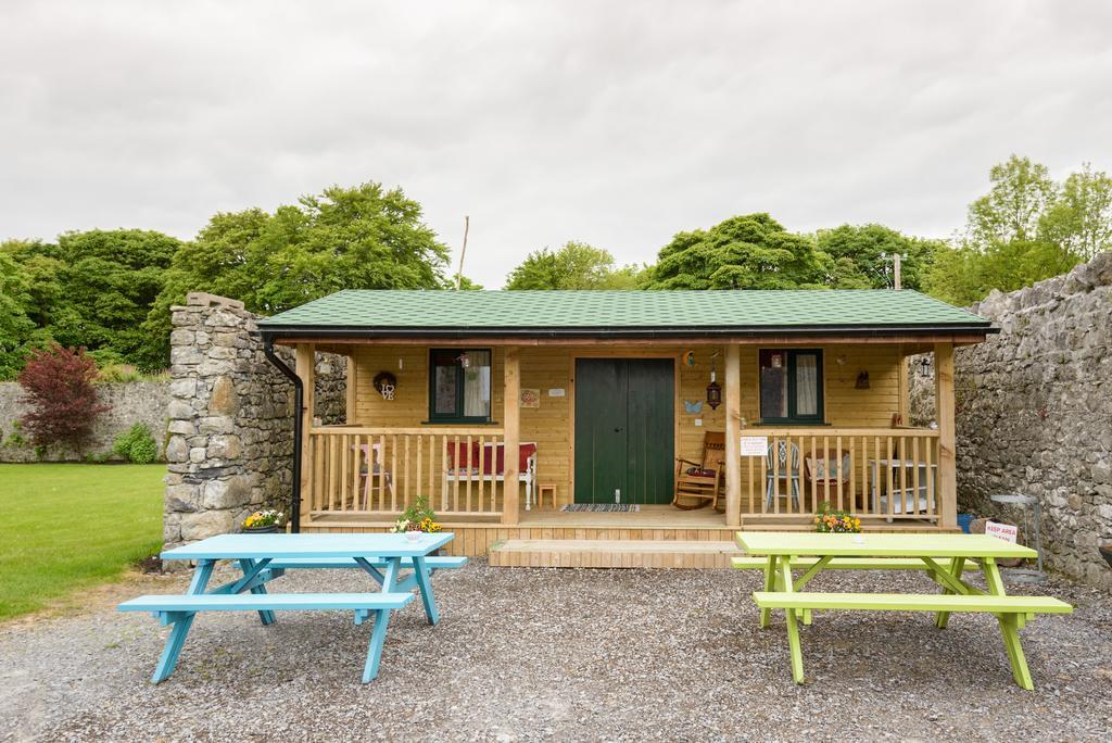 Отель Galway Glamping Туам Экстерьер фото