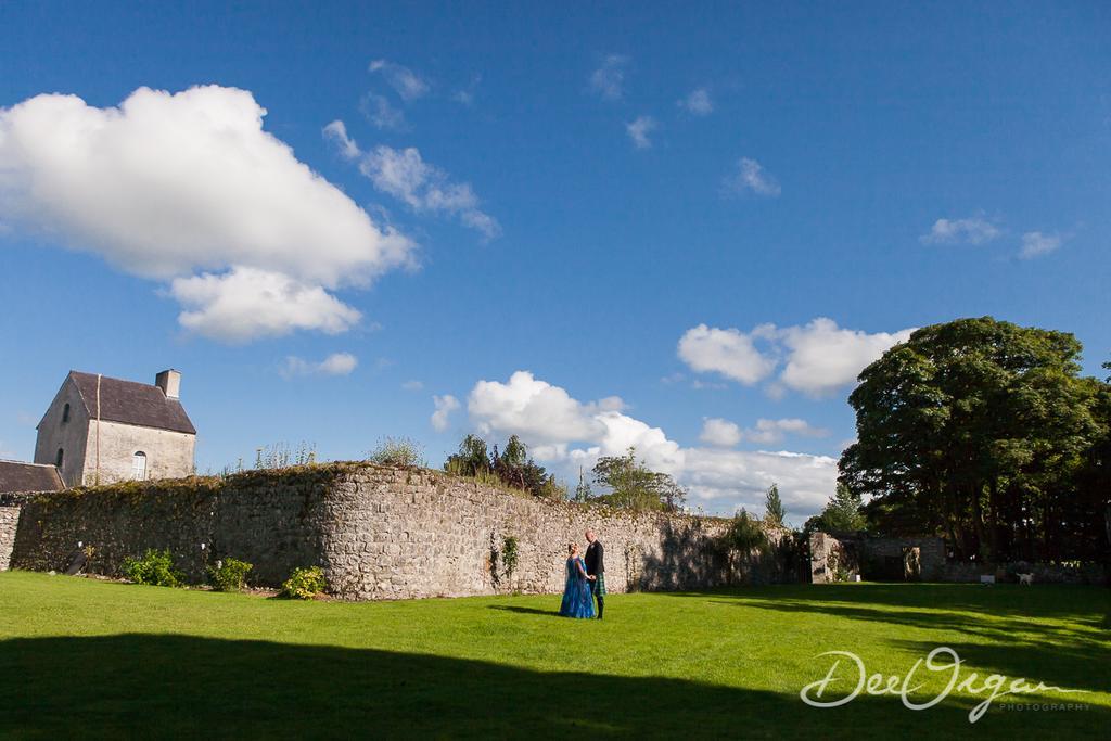 Отель Galway Glamping Туам Экстерьер фото